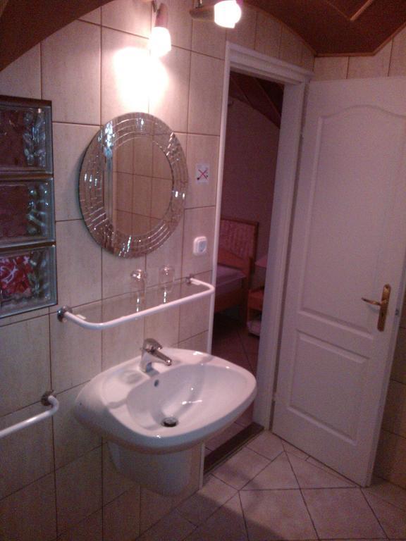Nautilus Étterem és Panzió Hotel Dabas Quarto foto